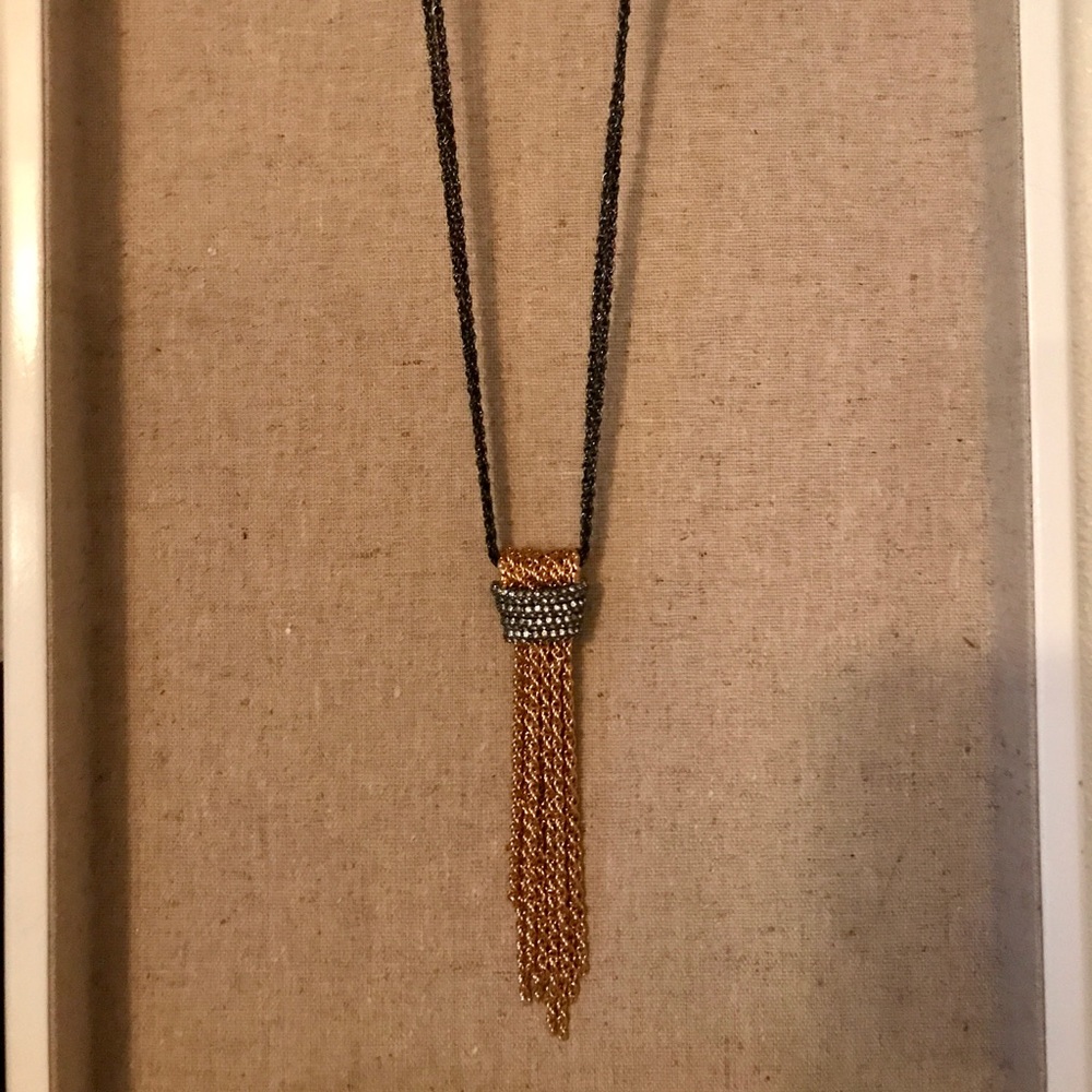 Stella and Dot Windsor Tassel Necklace